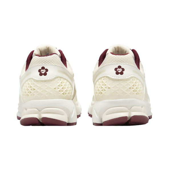 Nike Vomero 5 Valentine's Day