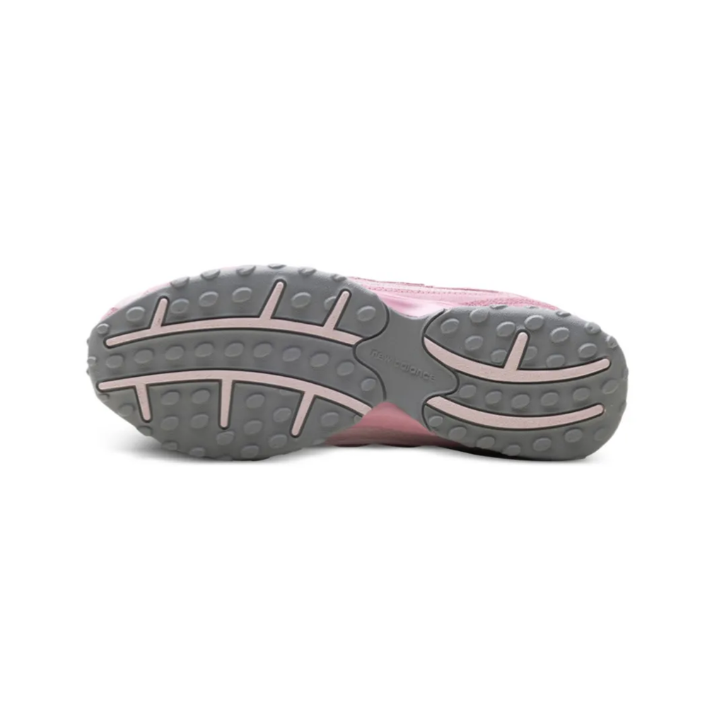 New Balance 204L - Pastel pink