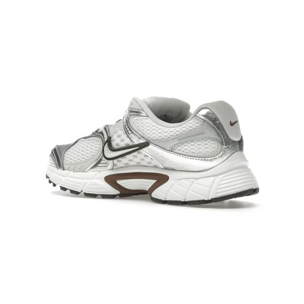 Nike V5 RNR Sail Fauna Brown Phantom Light Orewood Brown